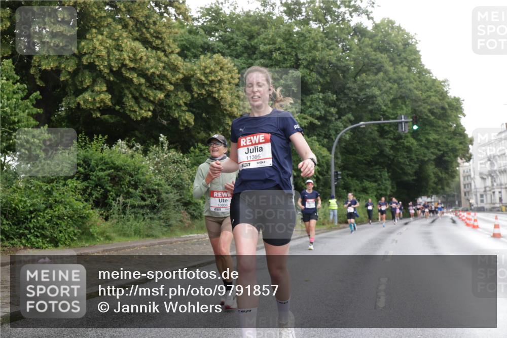 14.06.2026 - REWE Women's Run Jannik Wohlers http://msf.ph/oto/9791857 14.06.2026 09:50:03 Laufen 10806, 51, 11395, 7 meine-sportfotos.de