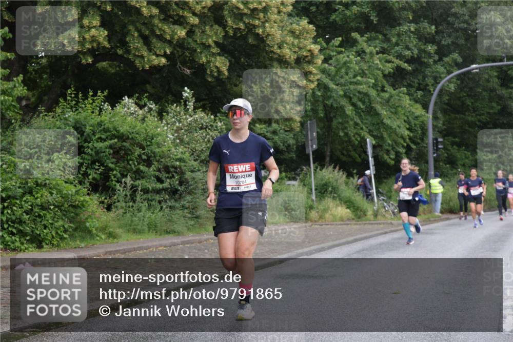 14.06.2026 - REWE Women's Run Jannik Wohlers http://msf.ph/oto/9791865 14.06.2026 09:50:06 Laufen 10704 meine-sportfotos.de