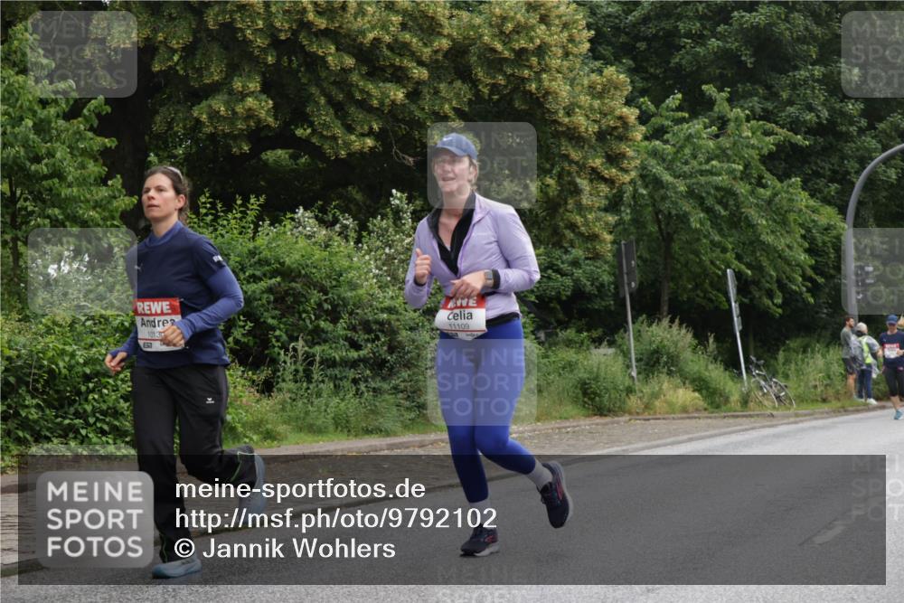 14.06.2026 - REWE Women's Run Jannik Wohlers http://msf.ph/oto/9792102 14.06.2026 10:06:42 Laufen 1013, 11109 meine-sportfotos.de