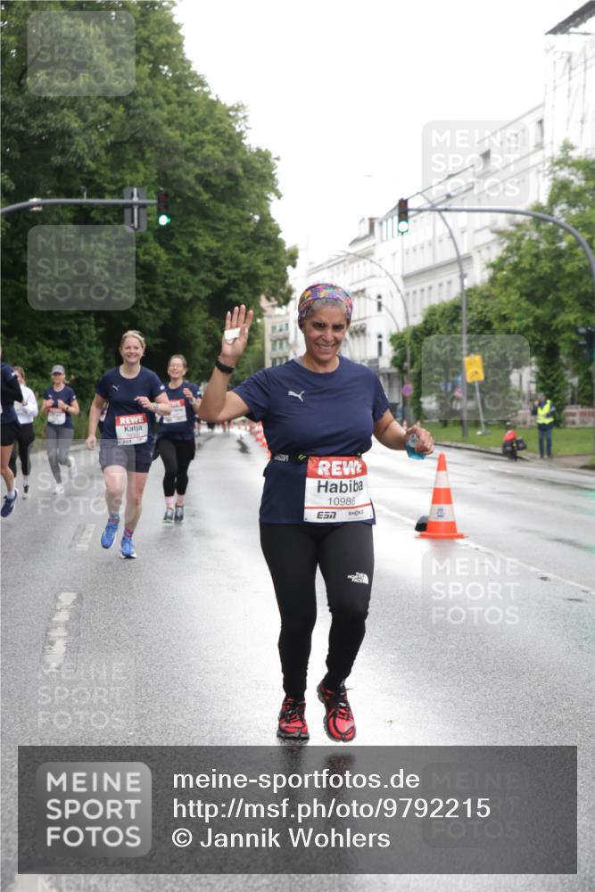 14.06.2026 - REWE Women's Run Jannik Wohlers http://msf.ph/oto/9792215 14.06.2026 09:50:45 Laufen 10986 meine-sportfotos.de