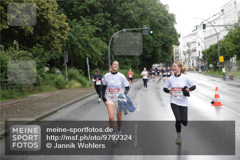 14.06.2026 - REWE Women's Run Jannik Wohlers http://msf.ph/oto/9792324 14.06.2026 09:50:59 Laufen 11499, 11368 meine-sportfotos.de