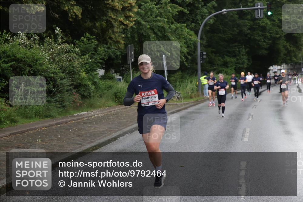 14.06.2026 - REWE Women's Run Jannik Wohlers http://msf.ph/oto/9792464 14.06.2026 09:51:11 Laufen 10231, 657 meine-sportfotos.de