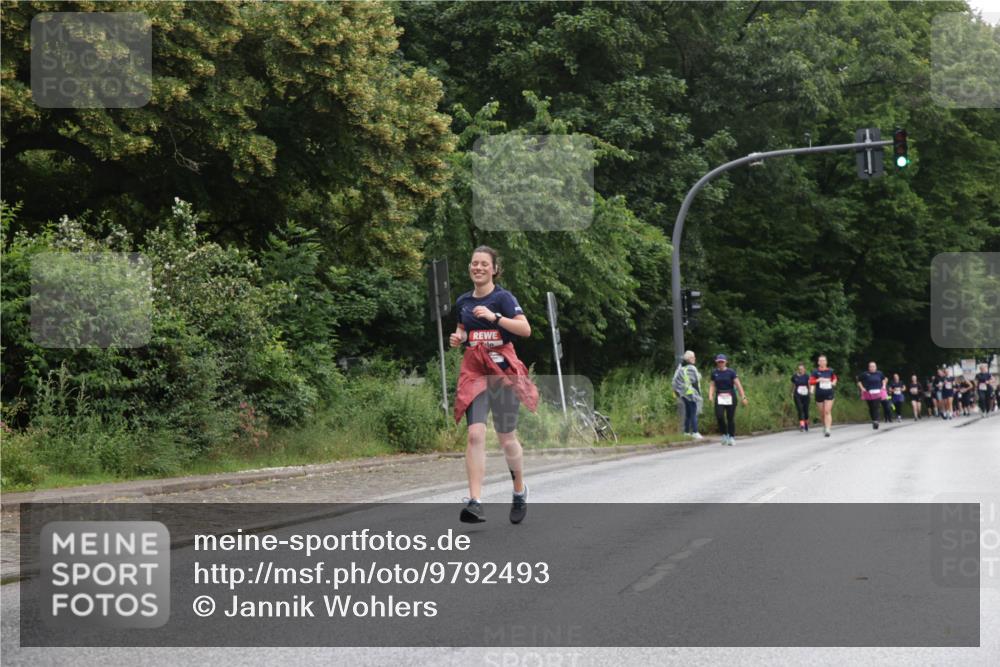 14.06.2026 - REWE Women's Run Jannik Wohlers http://msf.ph/oto/9792493 14.06.2026 10:07:16 Laufen  meine-sportfotos.de