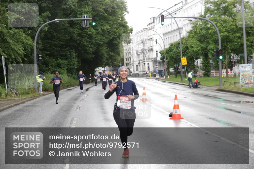 14.06.2026 - REWE Women's Run Jannik Wohlers http://msf.ph/oto/9792571 14.06.2026 09:51:24 Laufen 11089, 01 meine-sportfotos.de