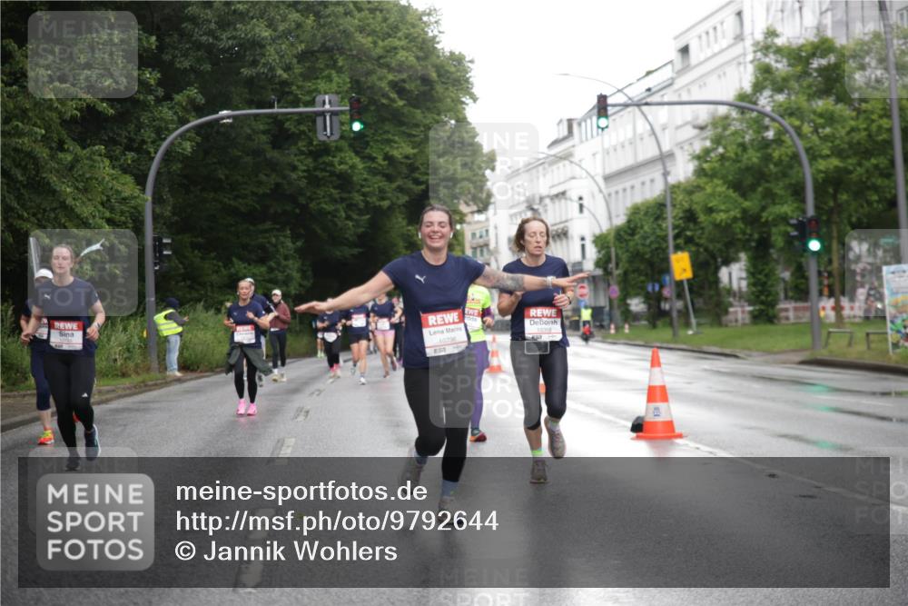 14.06.2026 - REWE Women's Run Jannik Wohlers http://msf.ph/oto/9792644 14.06.2026 09:51:38 Laufen 10796, 57, 10358 meine-sportfotos.de