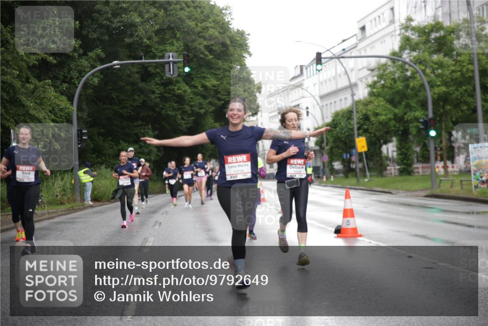 14.06.2026 - REWE Women's Run Jannik Wohlers http://msf.ph/oto/9792649 14.06.2026 09:51:38 Laufen 10796, 7, 10358 meine-sportfotos.de