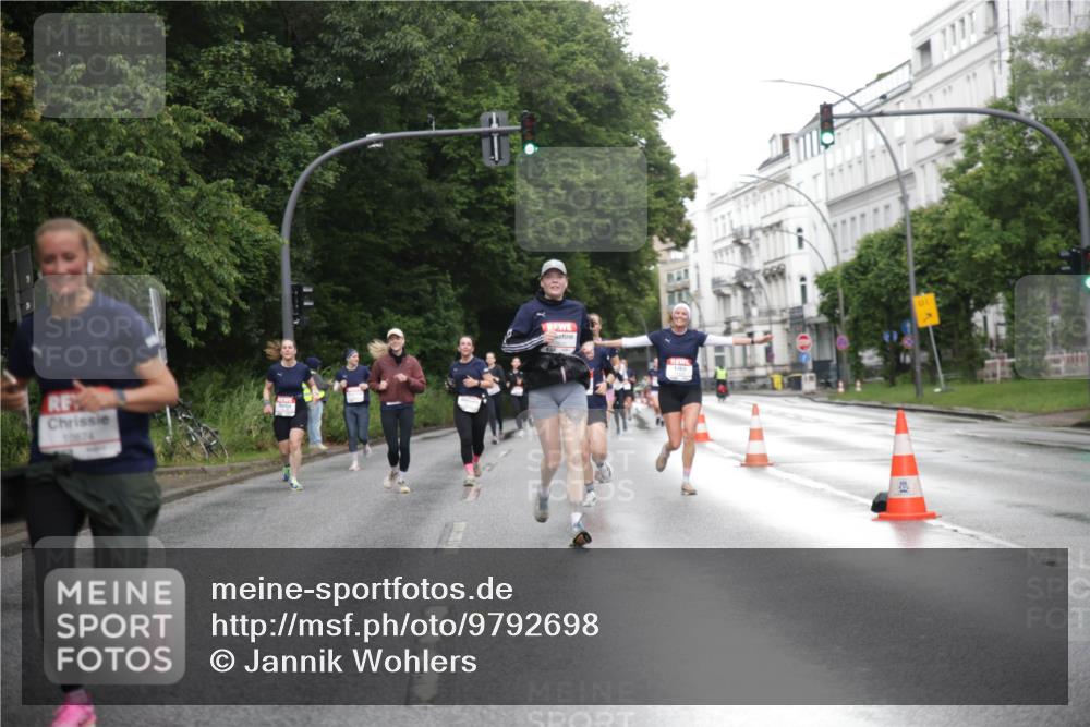 14.06.2026 - REWE Women's Run Jannik Wohlers http://msf.ph/oto/9792698 14.06.2026 09:51:42 Laufen 10674 meine-sportfotos.de