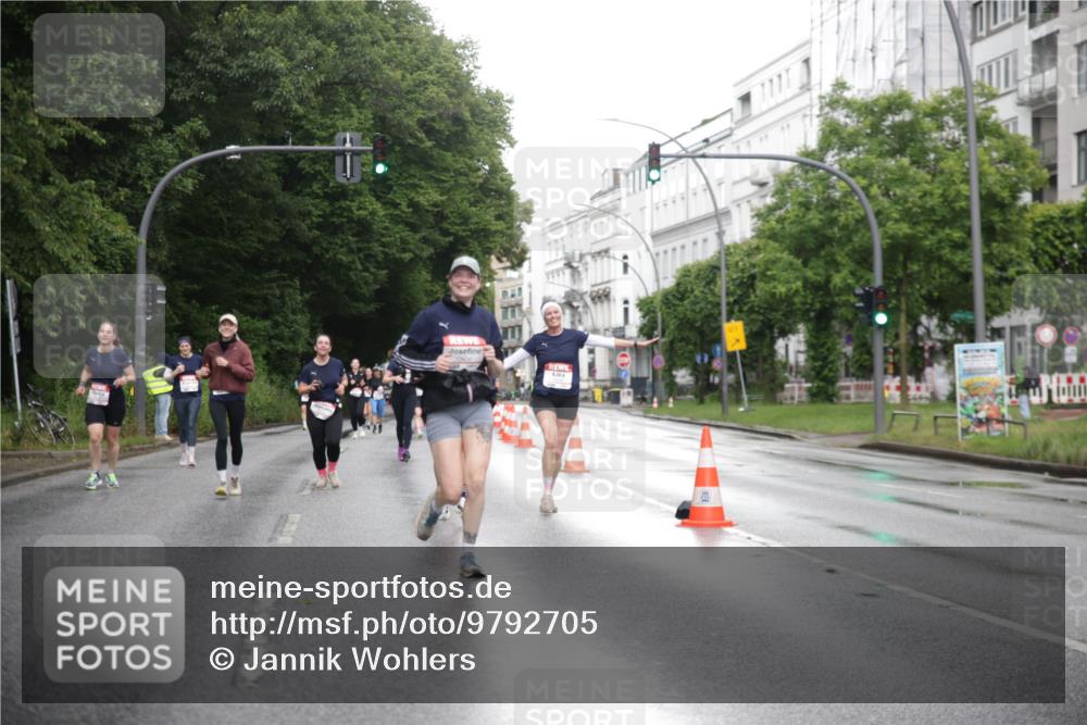 14.06.2026 - REWE Women's Run Jannik Wohlers http://msf.ph/oto/9792705 14.06.2026 09:51:43 Laufen  meine-sportfotos.de