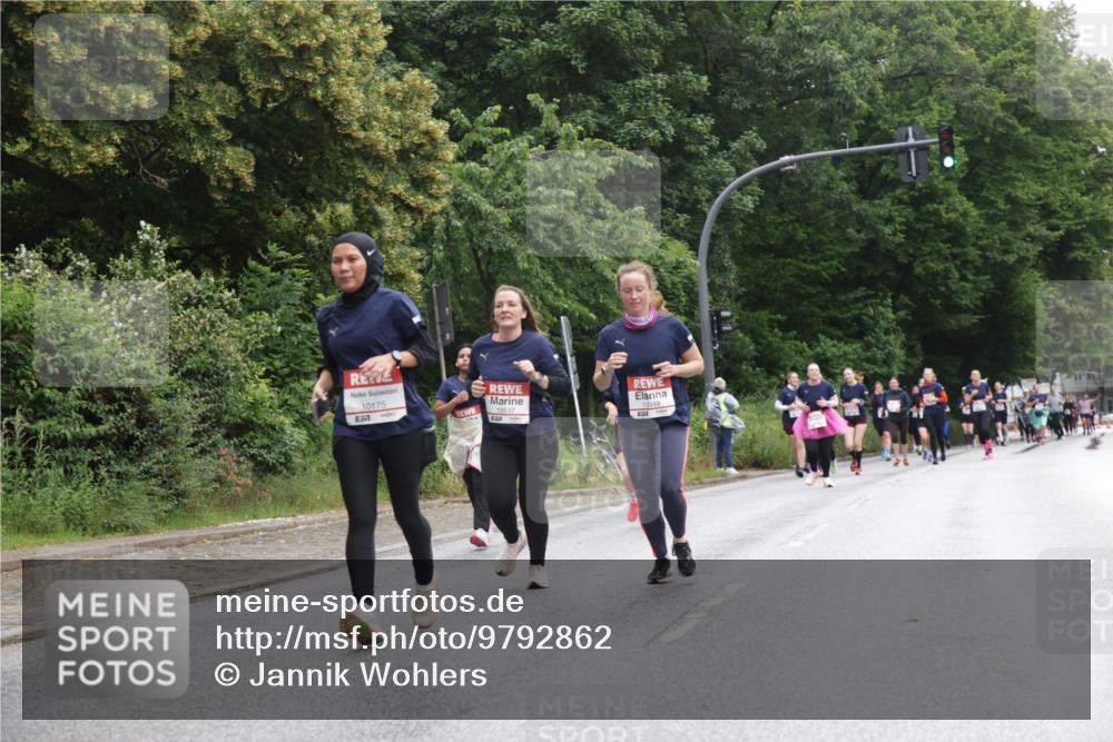 14.06.2026 - REWE Women's Run Jannik Wohlers http://msf.ph/oto/9792862 14.06.2026 10:07:57 Laufen 10175, 7 meine-sportfotos.de