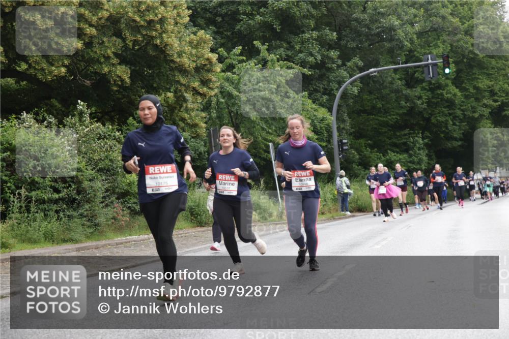 14.06.2026 - REWE Women's Run Jannik Wohlers http://msf.ph/oto/9792877 14.06.2026 10:07:58 Laufen 10175, 57, 10537, 10948 meine-sportfotos.de