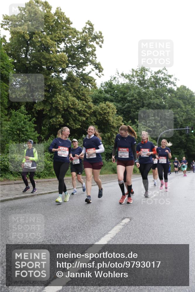 14.06.2026 - REWE Women's Run Jannik Wohlers http://msf.ph/oto/9793017 14.06.2026 10:08:10 Laufen 10644 meine-sportfotos.de