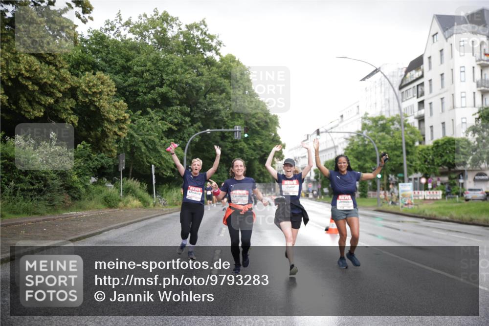 14.06.2026 - REWE Women's Run Jannik Wohlers http://msf.ph/oto/9793283 14.06.2026 09:52:28 Laufen 10018 meine-sportfotos.de