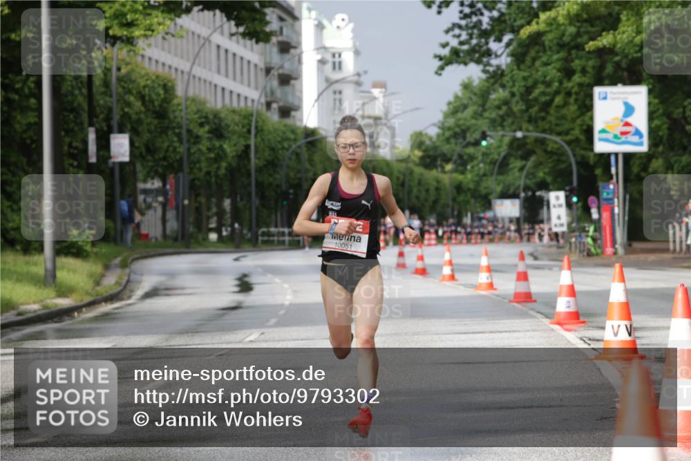 14.06.2026 - REWE Women's Run Jannik Wohlers http://msf.ph/oto/9793302 14.06.2026 09:06:20 Laufen 10051 meine-sportfotos.de