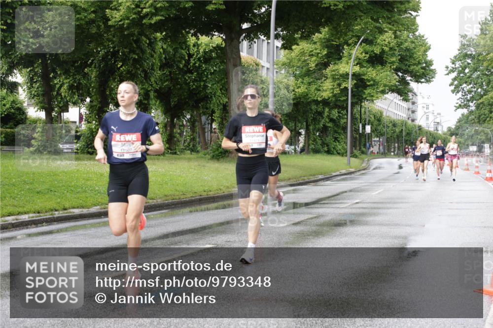 14.06.2026 - REWE Women's Run Jannik Wohlers http://msf.ph/oto/9793348 14.06.2026 09:06:54 Laufen 11507, 7, 11471 meine-sportfotos.de