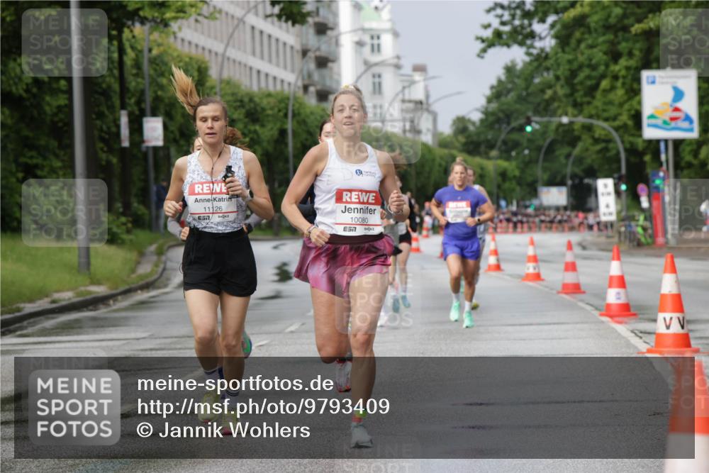 14.06.2026 - REWE Women's Run Jannik Wohlers http://msf.ph/oto/9793409 14.06.2026 09:06:59 Laufen 11126, 10080 meine-sportfotos.de