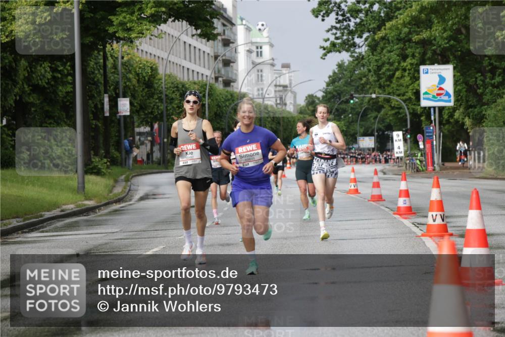 14.06.2026 - REWE Women's Run Jannik Wohlers http://msf.ph/oto/9793473 14.06.2026 09:07:03 Laufen 10992, 10848, 9, 4 meine-sportfotos.de