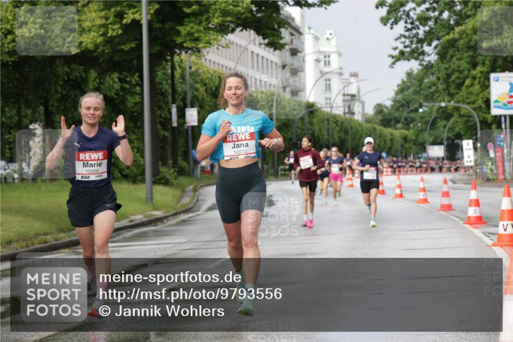 14.06.2026 - REWE Women's Run Jannik Wohlers http://msf.ph/oto/9793556 14.06.2026 09:07:09 Laufen 10266, 10072 meine-sportfotos.de