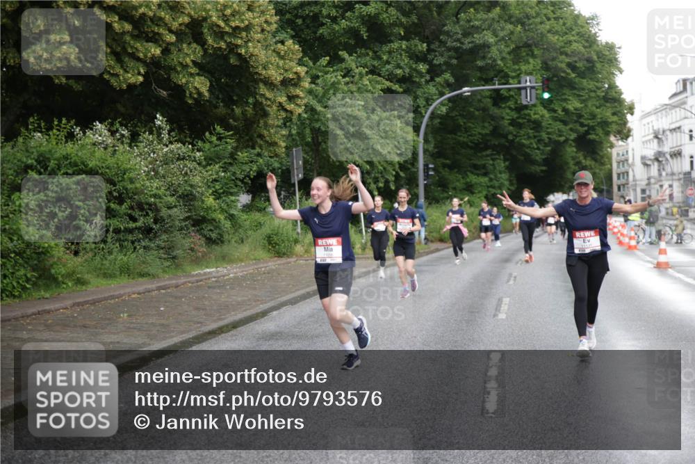 14.06.2026 - REWE Women's Run Jannik Wohlers http://msf.ph/oto/9793576 14.06.2026 09:53:03 Laufen  meine-sportfotos.de