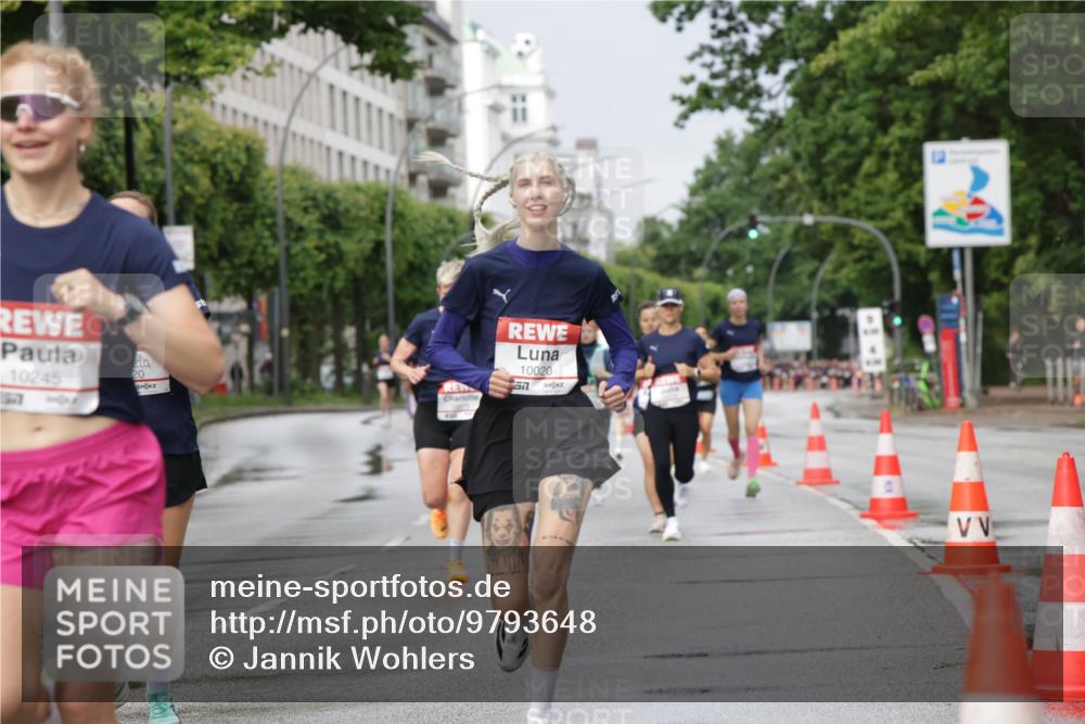 14.06.2026 - REWE Women's Run Jannik Wohlers http://msf.ph/oto/9793648 14.06.2026 09:07:24 Laufen 10245, 1517, 20, 10020 meine-sportfotos.de