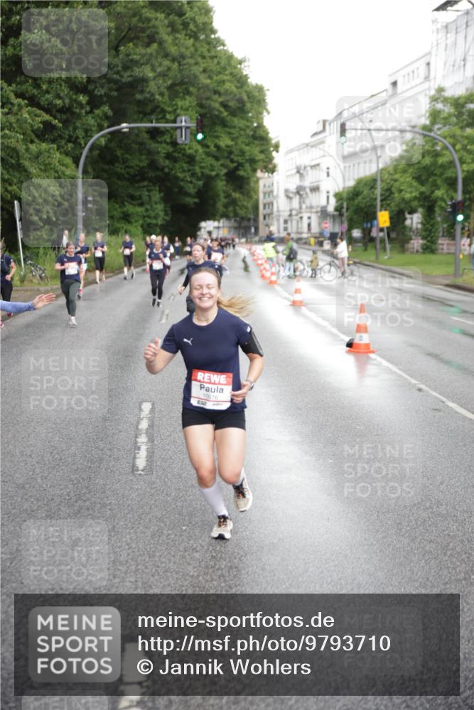 14.06.2026 - REWE Women's Run Jannik Wohlers http://msf.ph/oto/9793710 14.06.2026 09:53:14 Laufen 10976 meine-sportfotos.de