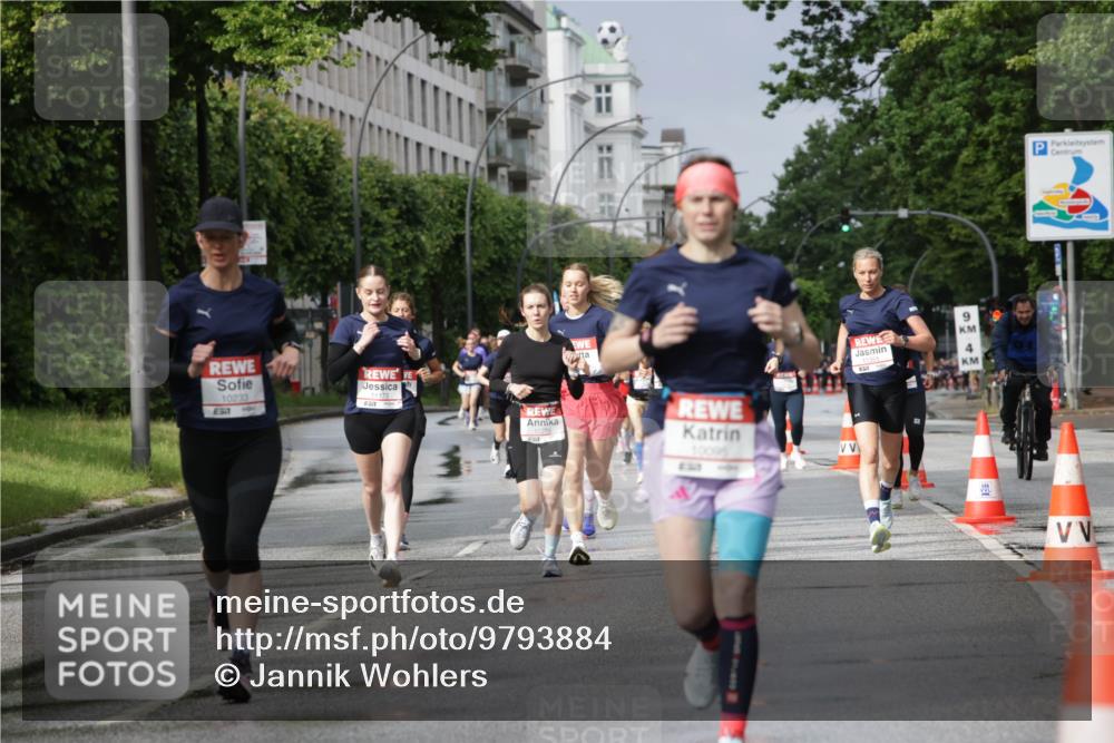 14.06.2026 - REWE Women's Run Jannik Wohlers http://msf.ph/oto/9793884 14.06.2026 09:07:45 Laufen 10233, 7, 1173, 10095, 3, 9, 4 meine-sportfotos.de