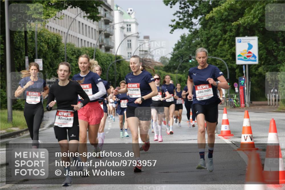 14.06.2026 - REWE Women's Run Jannik Wohlers http://msf.ph/oto/9793957 14.06.2026 09:07:48 Laufen 10430, 10274, 50, 10215, 11351, 517 meine-sportfotos.de