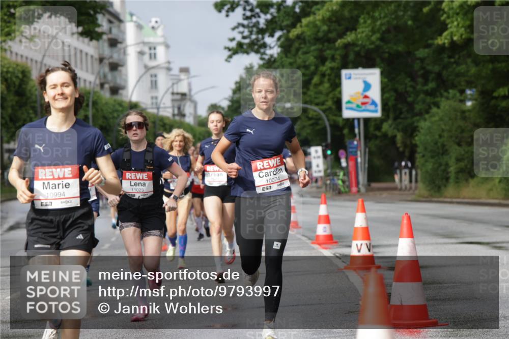 14.06.2026 - REWE Women's Run Jannik Wohlers http://msf.ph/oto/9793997 14.06.2026 09:07:53 Laufen 10994, 6577, 11023, 10074, 7 meine-sportfotos.de