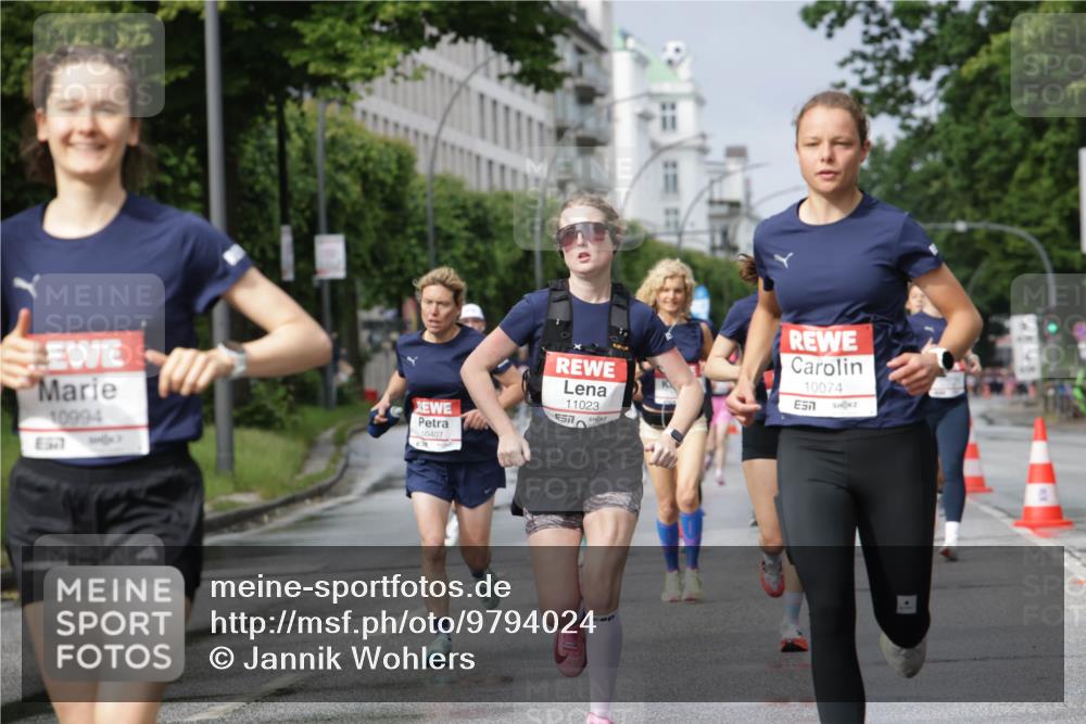 14.06.2026 - REWE Women's Run Jannik Wohlers http://msf.ph/oto/9794024 14.06.2026 09:07:54 Laufen 10994, 10407, 11023, 10074 meine-sportfotos.de