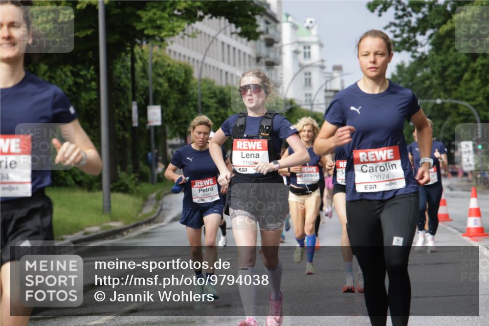 14.06.2026 - REWE Women's Run Jannik Wohlers http://msf.ph/oto/9794038 14.06.2026 09:07:54 Laufen 94, 10407, 23, 1102, 57, 1046, 10074, 7 meine-sportfotos.de