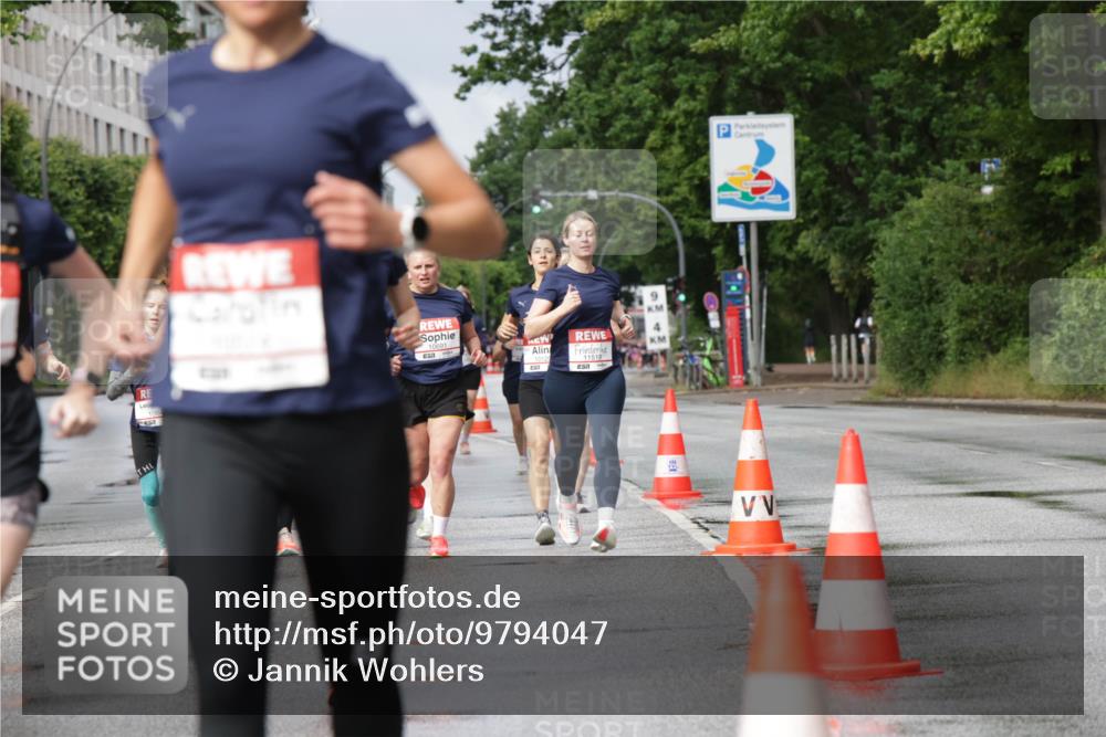 14.06.2026 - REWE Women's Run Jannik Wohlers http://msf.ph/oto/9794047 14.06.2026 09:07:55 Laufen 10691, 57, 11519 meine-sportfotos.de