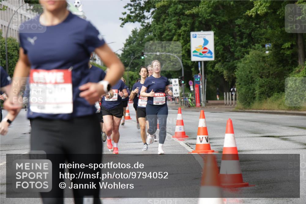 14.06.2026 - REWE Women's Run Jannik Wohlers http://msf.ph/oto/9794052 14.06.2026 09:07:55 Laufen 10120, 11519, 4 meine-sportfotos.de