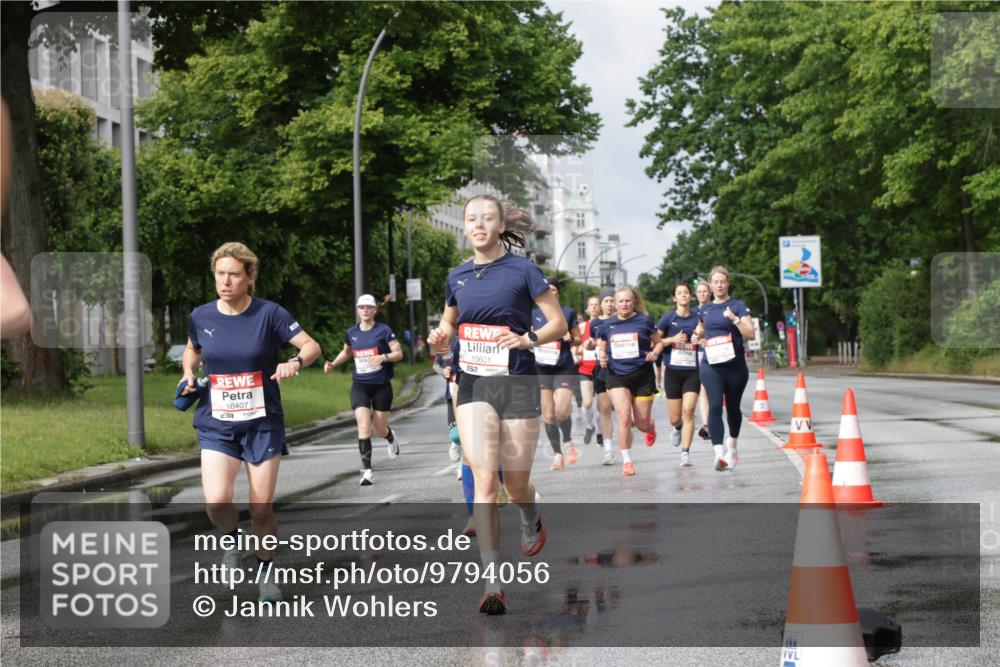 14.06.2026 - REWE Women's Run Jannik Wohlers http://msf.ph/oto/9794056 14.06.2026 09:07:57 Laufen 10407, 10601, 557 meine-sportfotos.de