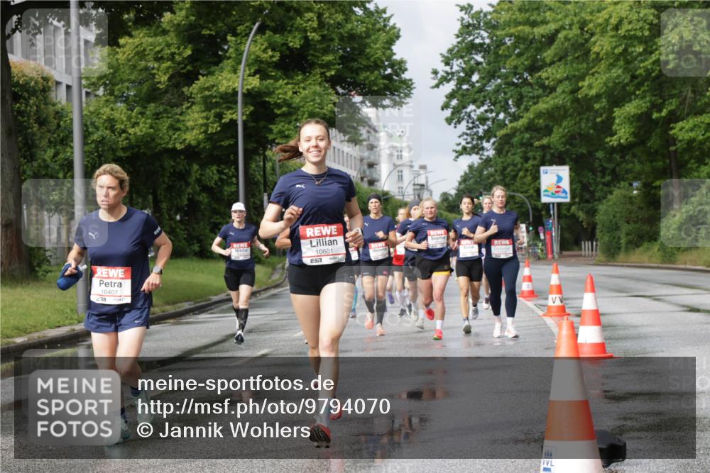 14.06.2026 - REWE Women's Run Jannik Wohlers http://msf.ph/oto/9794070 14.06.2026 09:07:57 Laufen 25, 10407, 10601, 57 meine-sportfotos.de