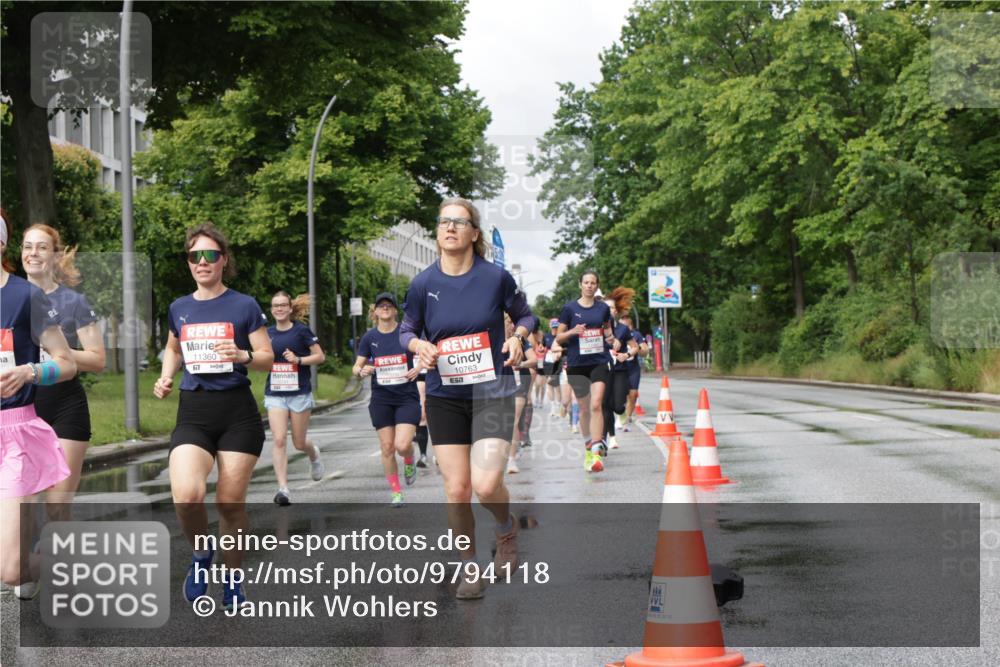 14.06.2026 - REWE Women's Run Jannik Wohlers http://msf.ph/oto/9794118 14.06.2026 09:08:10 Laufen 11360, 10763, 657 meine-sportfotos.de