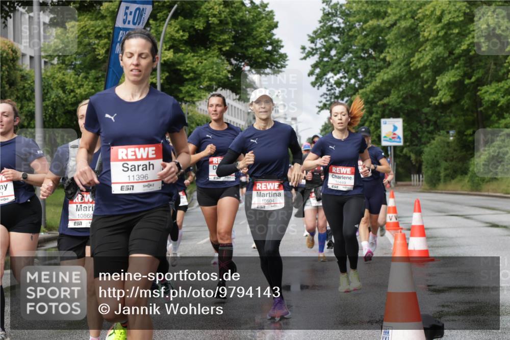 14.06.2026 - REWE Women's Run Jannik Wohlers http://msf.ph/oto/9794143 14.06.2026 09:08:14 Laufen 5, 0, 1, 10869, 51, 11396, 7, 10604, 10449 meine-sportfotos.de