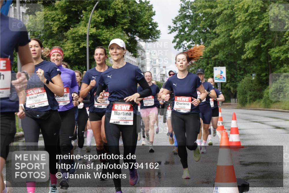 14.06.2026 - REWE Women's Run Jannik Wohlers http://msf.ph/oto/9794162 14.06.2026 09:08:14 Laufen 42, 10958, 10299, 7, 588, 10604, 10449 meine-sportfotos.de