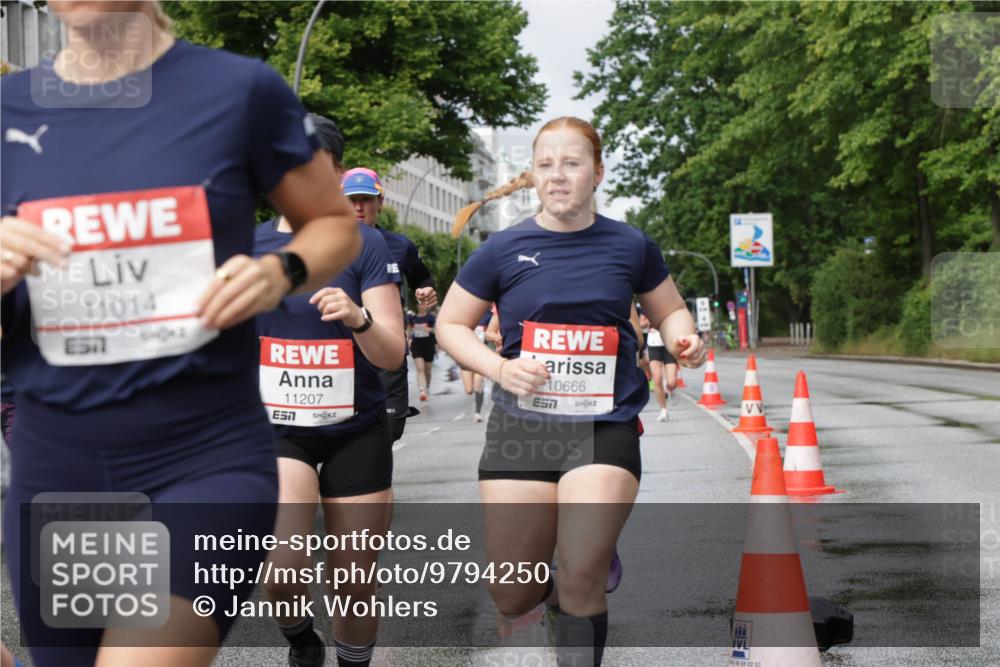 14.06.2026 - REWE Women's Run Jannik Wohlers http://msf.ph/oto/9794250 14.06.2026 09:08:18 Laufen 11014, 57, 11207, 7, 10666, 7 meine-sportfotos.de