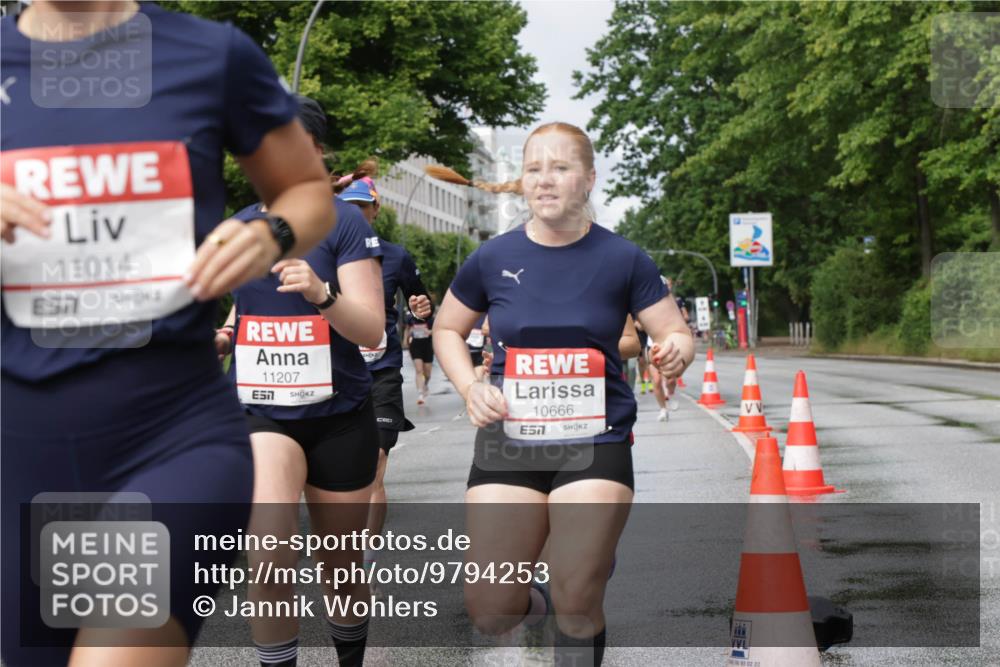 14.06.2026 - REWE Women's Run Jannik Wohlers http://msf.ph/oto/9794253 14.06.2026 09:08:18 Laufen 11014, 57, 11207, 7, 10666, 7 meine-sportfotos.de