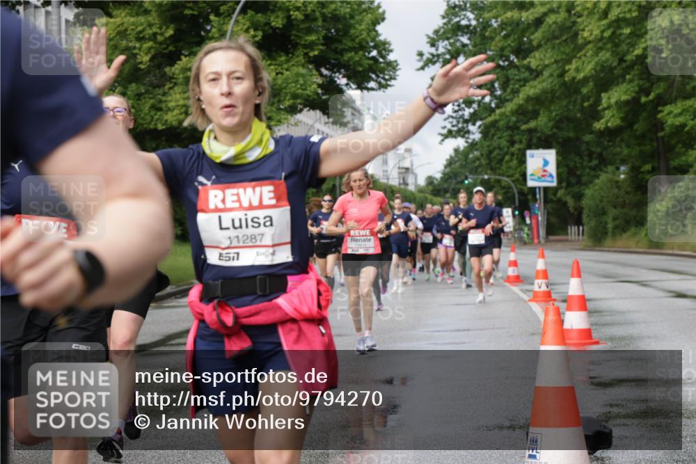 14.06.2026 - REWE Women's Run Jannik Wohlers http://msf.ph/oto/9794270 14.06.2026 09:08:19 Laufen 11287, 7 meine-sportfotos.de