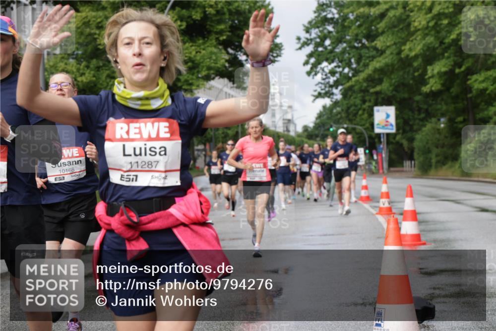 14.06.2026 - REWE Women's Run Jannik Wohlers http://msf.ph/oto/9794276 14.06.2026 09:08:20 Laufen 10168, 7, 11287, 466, 93, 02, 22 meine-sportfotos.de