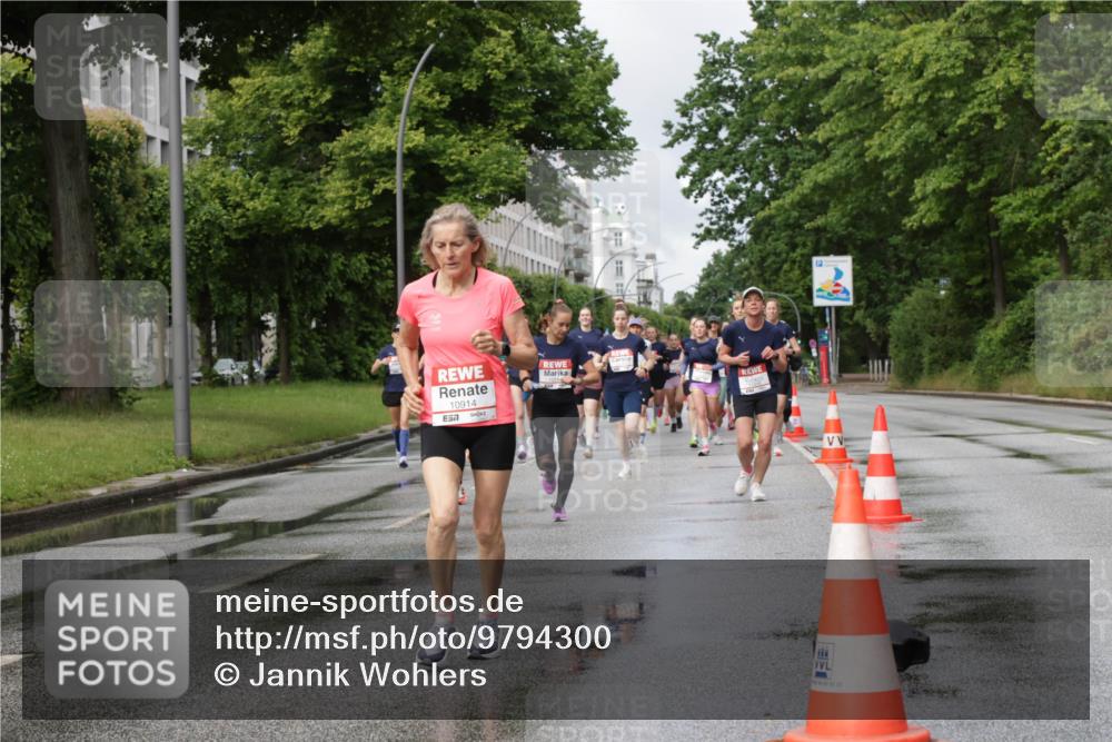 14.06.2026 - REWE Women's Run Jannik Wohlers http://msf.ph/oto/9794300 14.06.2026 09:08:22 Laufen 10914, 7, 302, 22 meine-sportfotos.de