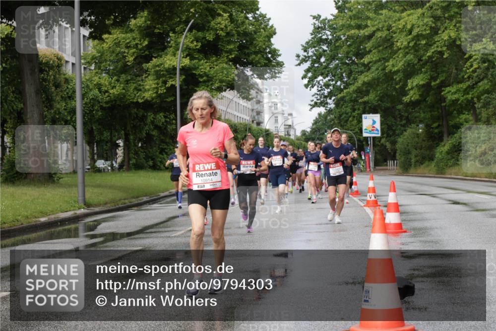 14.06.2026 - REWE Women's Run Jannik Wohlers http://msf.ph/oto/9794303 14.06.2026 09:08:22 Laufen 10914, 7, 302, 22 meine-sportfotos.de