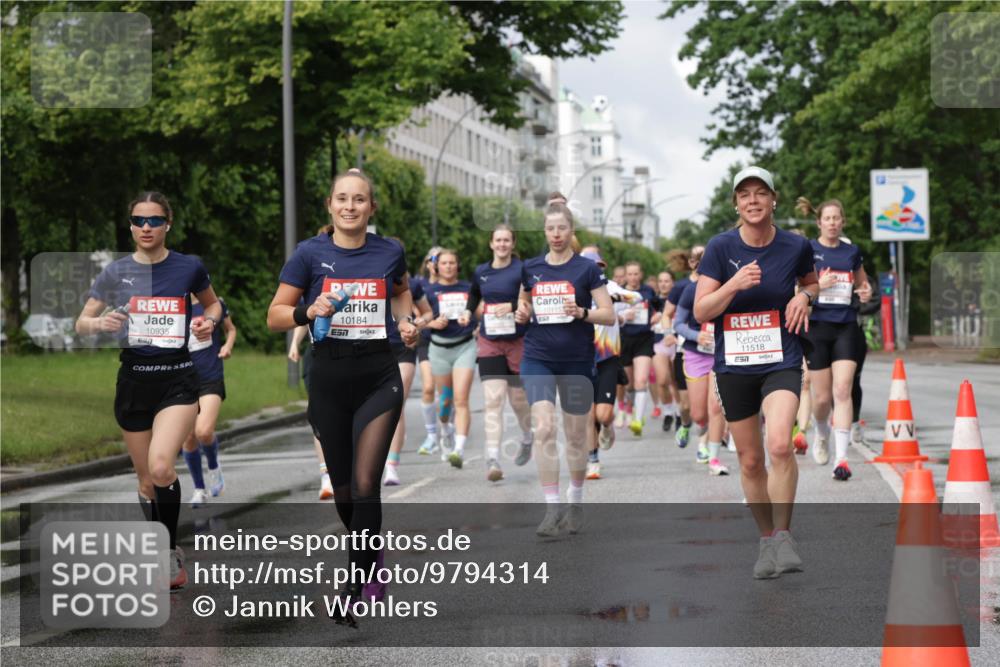 14.06.2026 - REWE Women's Run Jannik Wohlers http://msf.ph/oto/9794314 14.06.2026 09:08:24 Laufen 10935, 6517, 10184, 101155, 11518, 57 meine-sportfotos.de