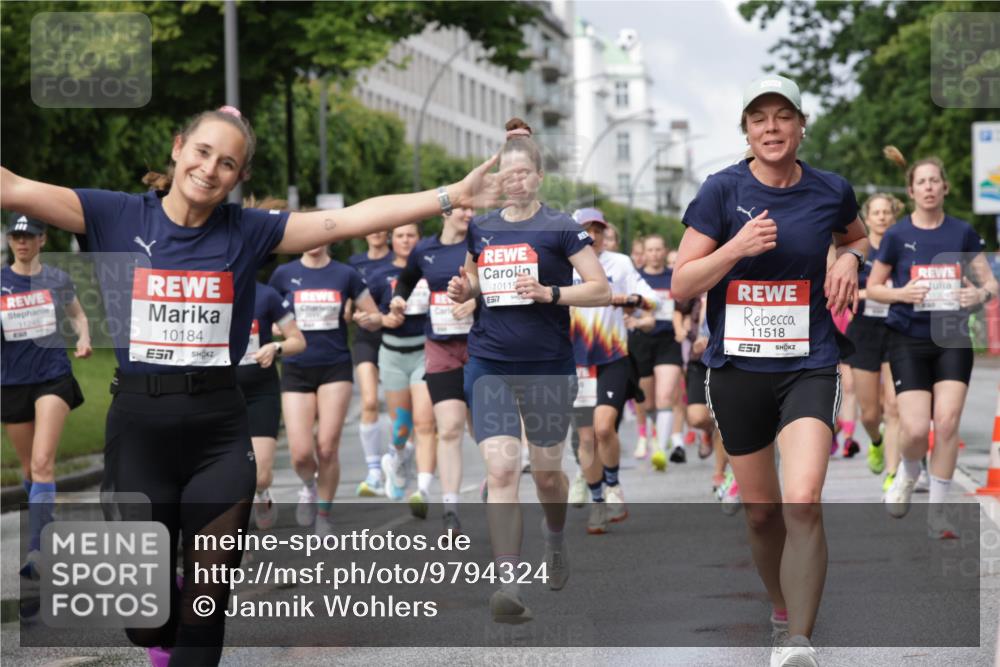 14.06.2026 - REWE Women's Run Jannik Wohlers http://msf.ph/oto/9794324 14.06.2026 09:08:24 Laufen 11245, 10184, 10115, 517, 11518 meine-sportfotos.de
