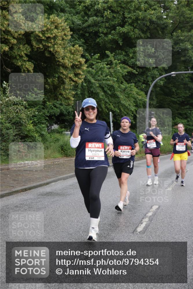 14.06.2026 - REWE Women's Run Jannik Wohlers http://msf.ph/oto/9794354 14.06.2026 09:54:37 Laufen 10979, 7, 11199 meine-sportfotos.de