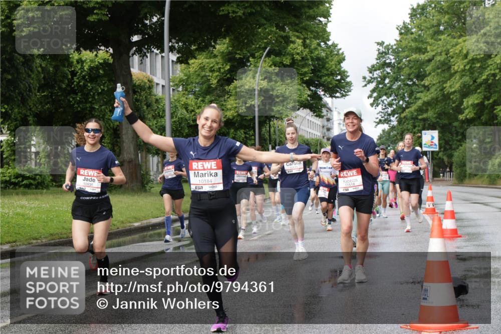 14.06.2026 - REWE Women's Run Jannik Wohlers http://msf.ph/oto/9794361 14.06.2026 09:08:25 Laufen 10935, 10184, 57, 10115, 11518, 651, 893, 02, 22 meine-sportfotos.de