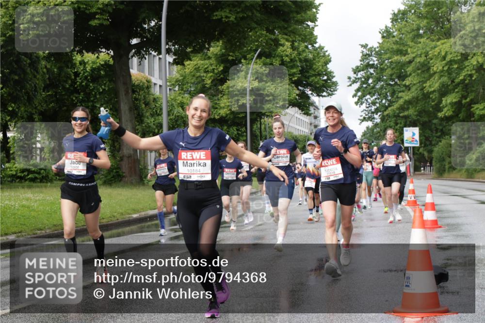 14.06.2026 - REWE Women's Run Jannik Wohlers http://msf.ph/oto/9794368 14.06.2026 09:08:26 Laufen 10935, 10115, 10184, 7, 11518 meine-sportfotos.de