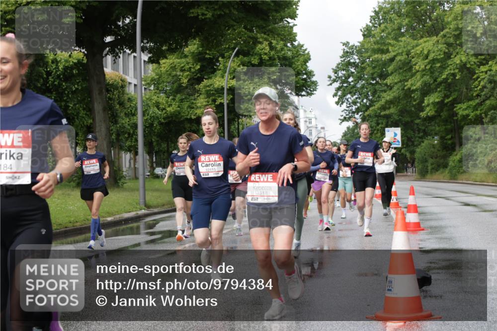 14.06.2026 - REWE Women's Run Jannik Wohlers http://msf.ph/oto/9794384 14.06.2026 09:08:26 Laufen 184, 10115, 57, 11245, 11518, 57 meine-sportfotos.de