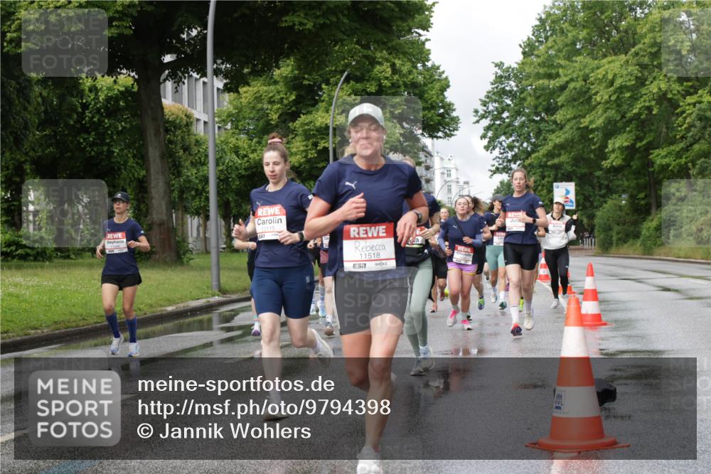 14.06.2026 - REWE Women's Run Jannik Wohlers http://msf.ph/oto/9794398 14.06.2026 09:08:27 Laufen 11245, 10115, 57, 11518, 7 meine-sportfotos.de
