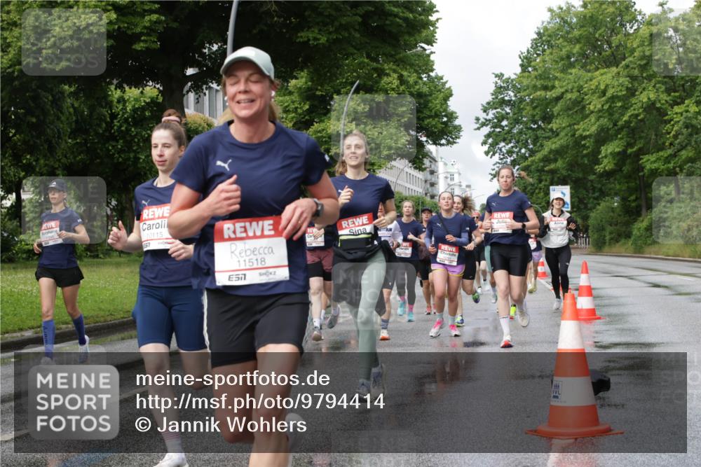 14.06.2026 - REWE Women's Run Jannik Wohlers http://msf.ph/oto/9794414 14.06.2026 09:08:27 Laufen 11245, 10115, 557, 11518, 7, 10781, 02, 22 meine-sportfotos.de